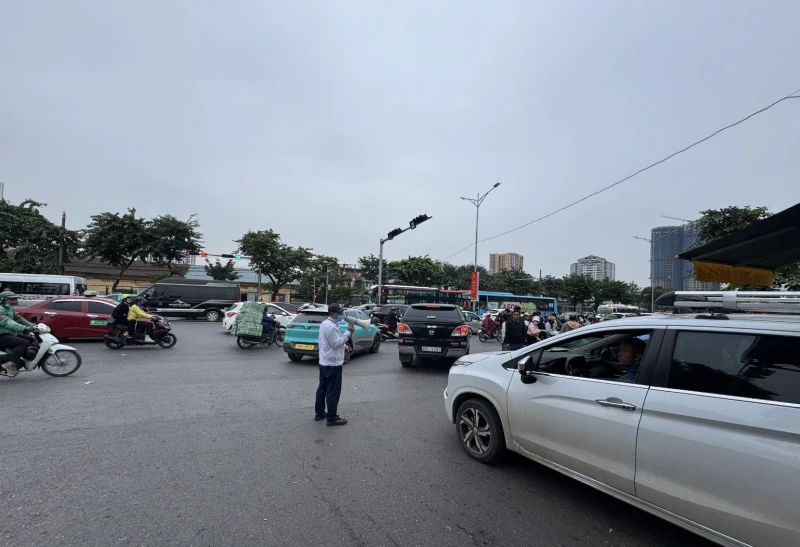 Hà Nội: mở luồng đón khách trong Bến xe Giáp Bát, giảm áp lực giao thông đường Giải Phóng